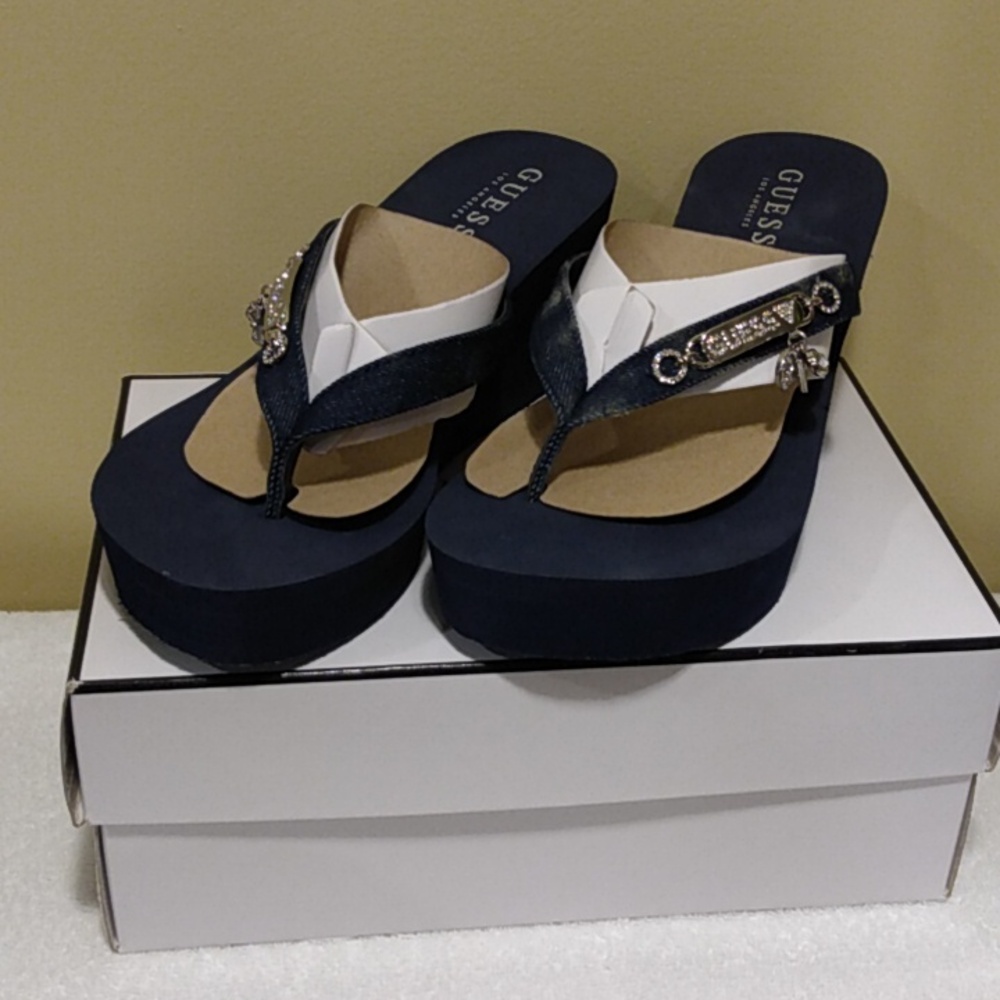 Guess sandals